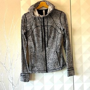 Lululemon Define Jacket Size 8 Rare